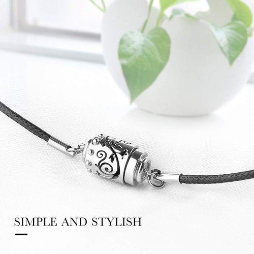 Aromatherapy Essential Oil Diffuser Necklace 316L Stainless Steel Adjustable Pendulum Pattern Aroma Necklace with 4PCS Refill Sticks, Retro Hollow Design Relaxation Necklace Gifts