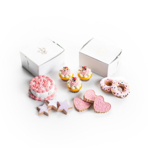 THE QUEEN'S TREASURES 18 Inch Doll Food Accessories, Bakery Party Set Includes Cookies, Cupcakes, Doughnuts, and a Party Cake, Compatible with American Girl Pastry Bake Shop & Kitchen Furniture