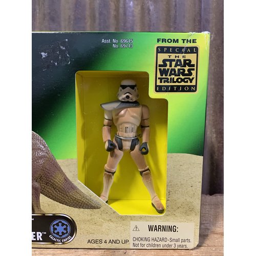 Star Wars 1997 The Power of the Force Action Figures Playset - Dewback and Exclusive Sandtrooper Figure with Battle Lance, Blaster Rifle and Backpack