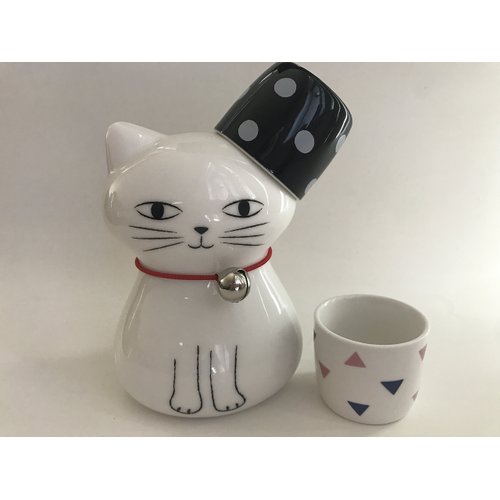 Kotobuki Bohemian White Cat Sake Set, White