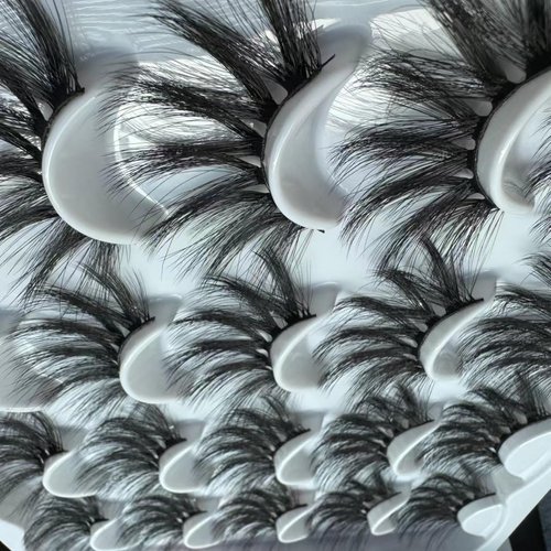 Choshim 3D Mink Eyelashes 10 Pairs 20-25MM Long Fluffy Dramatic False Eyelashes Reusable Lash Extensions for Black Women for Halloween Bold Makeup Luxurious Look