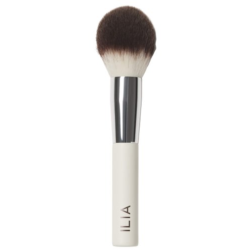 ILIA - Finishing Powder Brush | Non-Toxic, Vegan, Cruelty-Free, Blending With White Wood Handle + Soft, Synthetic Bristles