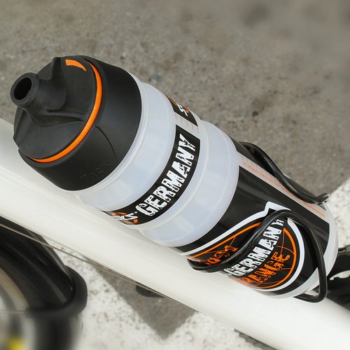 SKS GERMANY Water Bottle w/Locking Twist Top - 0.75L