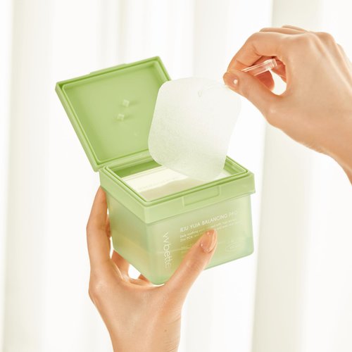 VVBETTER Jeju Yuja Balancing Toner Pads – with Zinc PCA, Exfoliating with PHA, Soothing, for Acne Prone & Skin – Vegan Micro-Hole Pads (120pads)