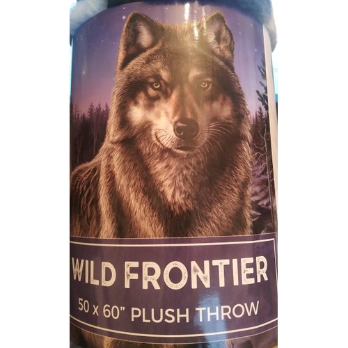 Wilderness Plush Single Wolf 50" X 60" Plush Throw Blanket