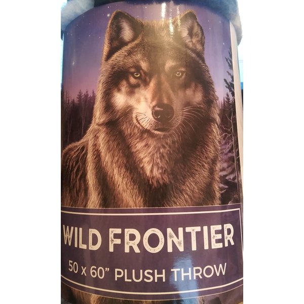 Wilderness Plush Single Wolf 50" X 60" Plush Throw Blanket