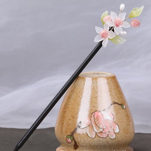 2 Pcs Rabithenn Chinese Style Hair Sticks Flower Wooden Hair Chopsticks Retro Flower Decor with Tassel Wooden Handmade Hairpin Hair Accessories for Women Girls Long Hair (Flower A)