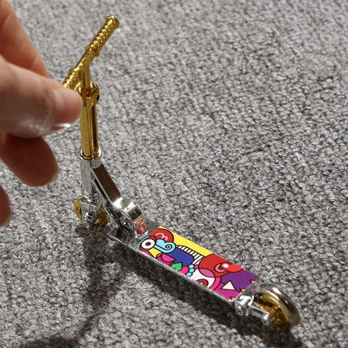 Rosojodg Gold Mini Two Wheel Toys Tiny Fingerboard Scooters, Mini Finger Skateboards Toy, Finger Scooter Fingertip Movement Skateboard for Finger Training Finger Toy Skateboards