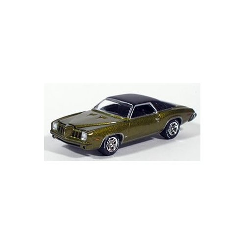1973 Pontiac Grand Am Golden Olive Green Metallic with Black Vinyl Top Classic Gold Collection Series Limited Edition to 9478 Pieces Worldwide 1/64 Diecast Model Car Johnny Lightning JLCG026-JLSP163B