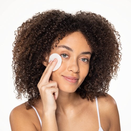 Neutrogena Oil-Free Eye Makeup Remover & Cleanser, Gentle & Non-Greasy Makeup Remover for Waterproof Mascara, 8 fl. Oz, 2 Pack