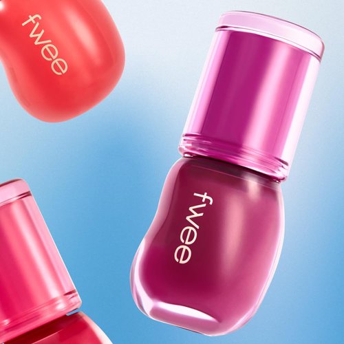 fwee 3D Voluming Gloss | Cold-hearted Moment - Currant 30% | Lip Gloss, High-Shine, Non-Sticky, Moisturizing Finish | 5.3g
