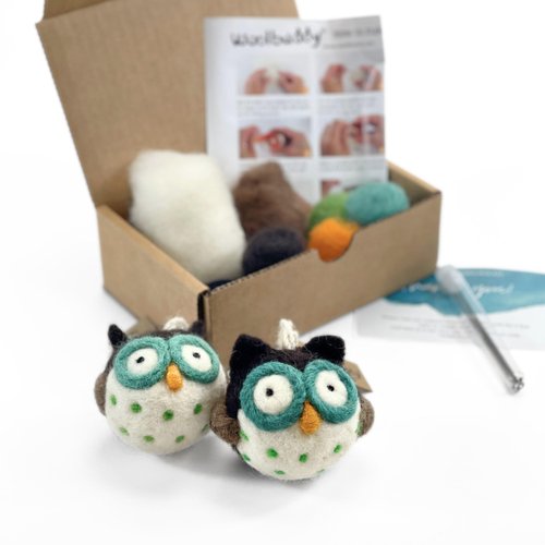 Woolbuddy Needle Felting Kit, Felting Kit, Owl, Felting Kit for Beginners Adult, Wool Felting Kit Includes Felting Supplies, Carded Felting Wool 22 Grams, 2 Needle Felting Needles, Easy and Fun Craft