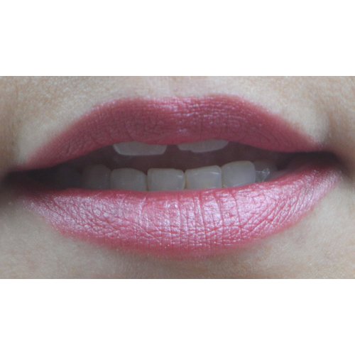 BEAUTIFUL BY KPD Pearl Lipsticks for Women | Sparkling, Moisturizing | Vitamin E, Castor Oil, Candelilla & Carnauba Wax | Paraben & Gluten-Free | 3 Colors (Cranberry Ice 4.25g)