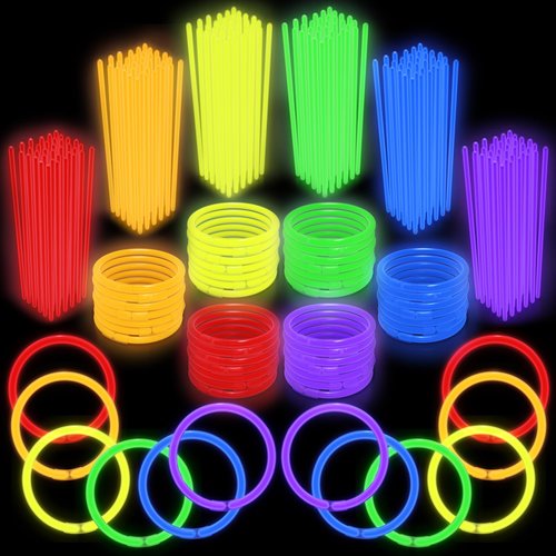 Play22 100pk Ultra Bright Glow Sticks Bulk Party Favors - 8" Premium Glow in the Dark Party Supplies, Neon, Easter, Halloween Party Decorations Glow Necklaces and Bracelets for Kids or Adults