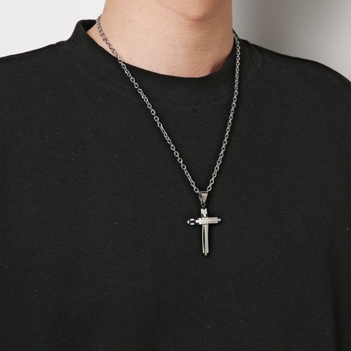 HZMAN Mens Polished Stainless Steel Silver Cross Pendant Necklace 22+2 Inches Chain (Silver)