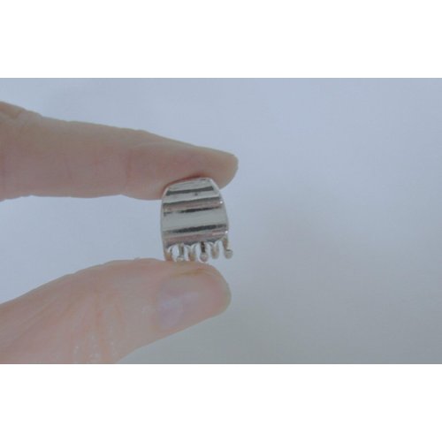 Generic Tiny mini shiny silver tone metal hair claw clip (Clip quantity: 1 clip)