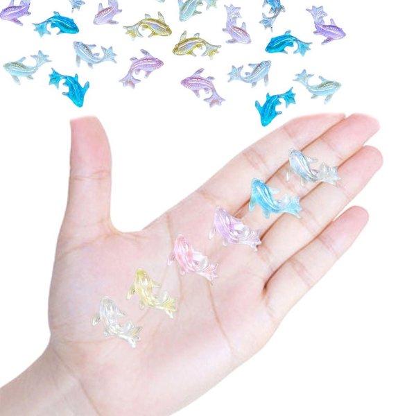 100Pcs Multi Colour Mini Resin Goldfish, Shiny Miniature Fish Figurines, Cute Fake Garden Fish for Decor Small Landscaping Flower Pots Fish Tanks Glass Container Garden Sculptures and Statues