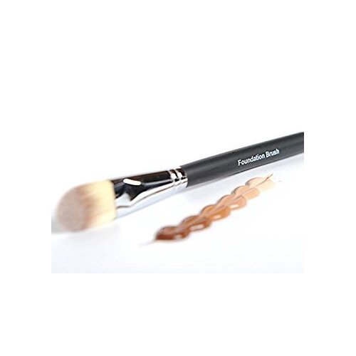 Younique Foundation Brush