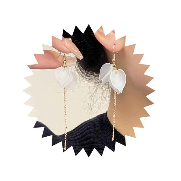 Sttiafay Vintage Acrylic Flower Petal Drop Earrings Gold Long Tassel Chain Earrings White Resin Flower Hook Earrings Wedding Flower Earrings Jewelry for Women