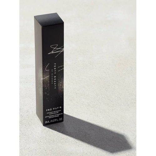 Fenty Beauty by Rihanna Pro Filt’r Instant Retouch Longwear Liquid Concealer 140