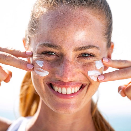 Mineral Face Sunscreen with Non-Nano Zinc Oxide SPF 30, PROTECT ME by FRE Skincare - Reef Safe, Water-Resistant, No White Cast, Facial Moisturizing Cream - Non-Comedogenic & Ophthalmologist Tested