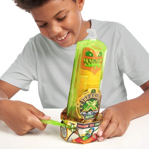 Treasure X Aliens - Dissection Kit with Slime, Action Figure, and Treasure, Multicolor