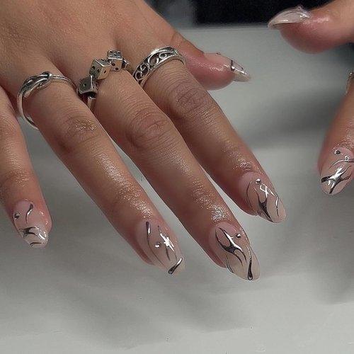 MISUD Press on Nails Medium Almond Fake Nails Glossy Glue on Nails Chrome Swirl Acrylic Nails Stiletto Silver Aurora Artificial Nails 3D Pearl Flash False Nails with Design 24 pcs