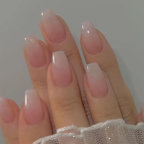 Hkanlre Bling Coffin Press on Nails Fake Nails Tips Full Cover Medium False Gradient Nails for Women and Girls 24PCS (Wihte gradient)
