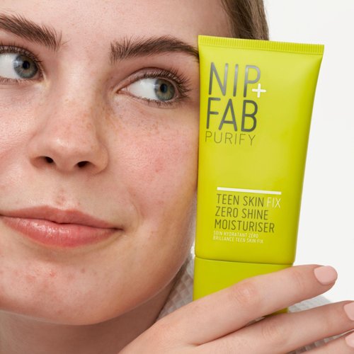 Nip+Fab Teen Skin Fix Zero Shine Face Moisturizer with Niacinamide and Antioxidant Wasabi Extract, Shine Free Mattifying Facial Cream for Oil Control Prevent Breakouts Even Skin Tone, 1.35 Ounce