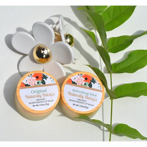 Naturally Daizy’s Organic Lip Balm- 100% Natural Moisturizer, 0.50 oz/15g, (Original or Refreshing Mint), Light Weight Shine (Original)