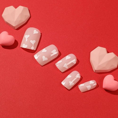 Heart Press on Nails Short Square Valentines Day Fake Nails, White Hearts Design Nude Gel Acrylic Nails Kit, False Nails New Year Fashion Nail Decorations 24 Pcs