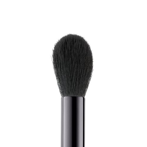 e.l.f. Highlighting Brush | Vegan Makeup Tool | For an Illuminating Glow | Flawlessly Blends & Contours