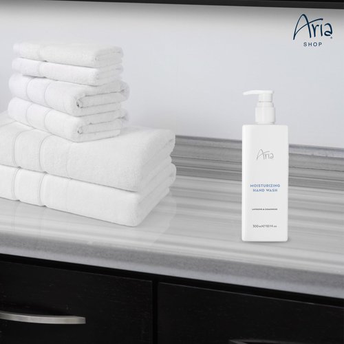 Aria Moisturizing Hand Wash - Scented with Cedarwood, Green Mandarin, Lavender - Vegas Hotel Hand Soap - 10 oz