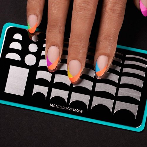 Maniology Pardon My French (M052) French Tip Manicure Nail Stamping Plate, Easy Basic Simple Minimalist Nail Art