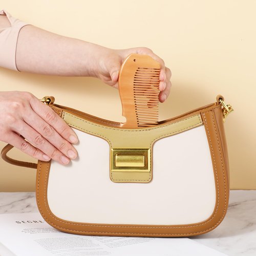 Nogeqi Birthing Comb for Labor Pain, Fish Shape birth comb for labor pain, Natural Wooden Comb for Women with Holes, Birthing Comb Labor Gifts for Expectant Mothers