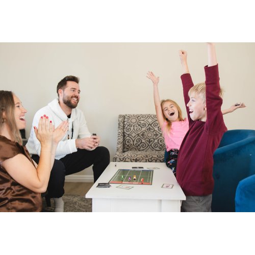 100 Yards Football Board Game | 2 to 6 Players | School, Birthday for Kids | Classroom and Family Games | Ages 6+ | 2nd Edition (Modern)