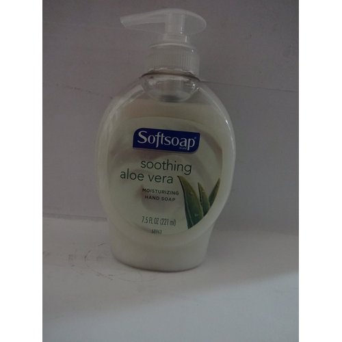 Softsoap Moisturizing Liquid Hand Soap with Aloe