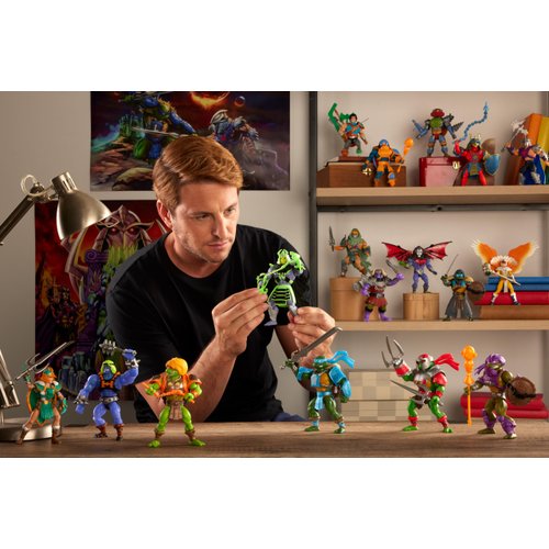 Masters of the Universe Mattel Origins Turtles of Grayskull Action Figure & Accessories, Stealth Ninja He-Man Collectible Toy with 16 Joints, TMNT & Motu Crossover