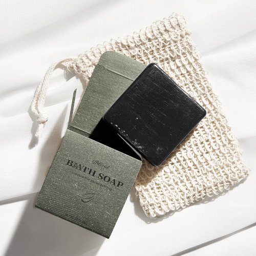 EFFILAND Men's Natural Bar Soap - Moisturizing Soap Made from Natural Oils Come With Soap Saver - No Harmful Chemicals - Good for All Skin Types -Natural pine Scented