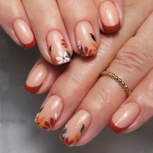 Fall Short Press on Nails French Tip Fake Nails Medium Length Hand-Painted Short Nails Glossy Nude with Leaves Designs Acrylic Nails Brown Nail Tips Full Cover Glue on Nails for Women Girls