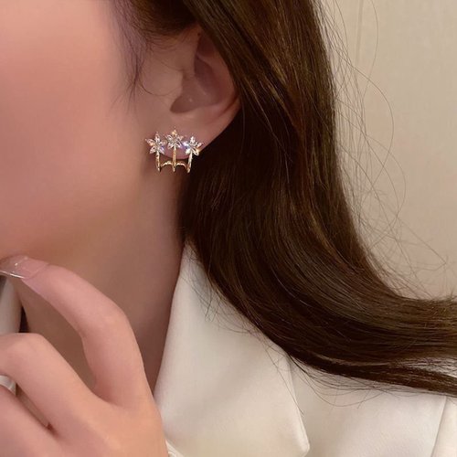 YienDoo Crystal Star Cuff Wrap Earrings Gold Claw Cuff Earrings Rhinestone Star Ear Jacket Star Cluster Stud Earrings Statement Sparkly Crystal Flowers Crawler Earrings Jewelry for Women and Girls