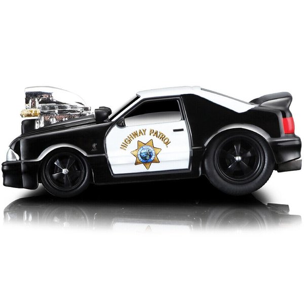 1993 SVT Cobra CHP California Highway Patrol Black and White 1/64 Diecast Model Car by Muscle Machines 15526-15543bw