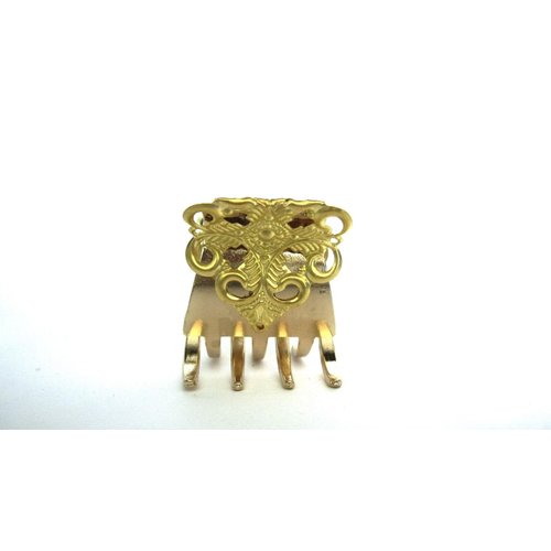 Generic Small/medium silver or gold metal filigree hair claw clip jaw clip (Primary color: Silver), 1 Count (Pack of 1)