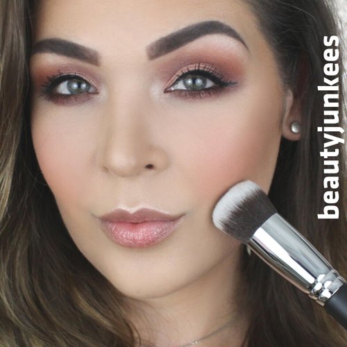 Mineral Powder Foundation Brush for Face – Finishing Powder Brush for Pressed Powder, Setting Powder Brush for Loose Powder, Round Kabuki Foundation Brush, Synthetic