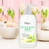 DELÚVIA Deluvia Gentle Body Wash, Moisturizing Body Wash with Aloe Vera, Organic Jojoba Seed Oil, Sweet Almond Oil and Vitamin E, Unscented, for All Skin Types, Including Sensitive Skin.