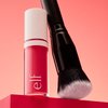 e.l.f. Camo Liquid Blush Brush, Angled Blush Brush Ideal For Applying & Blending Colors On Cheeks, Soft, Dense Bristles, Vegan & Cruelty-free