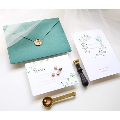 UNIQOOO 180 Pcs Metallic Antique Gold Box Sealing Wax Beads Nuggets for Wax Seal Stamp, Great for Embellishment of Card Envelope, Wedding Invitation, Wine Package, Gift Wrapping