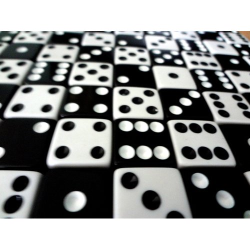 Discount Learning Supplies 100 Black and White Dice with Free Dice Bag