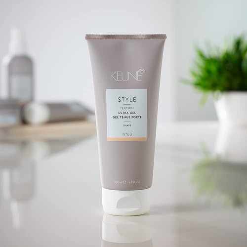 KEUNE Style Ultra Gel Hair Gel For Wavy and Curly Hair, 6.8 Fl Oz (Pack of 1) (Packaging May Vary)