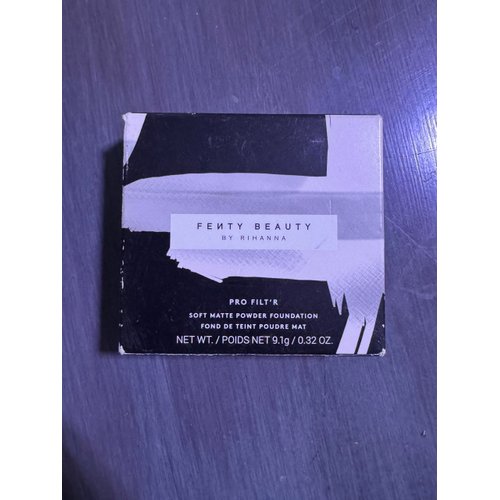 Fenty Beauty by Rihanna Pro Filt’r Soft Matte Longwear Powder Foundation 445